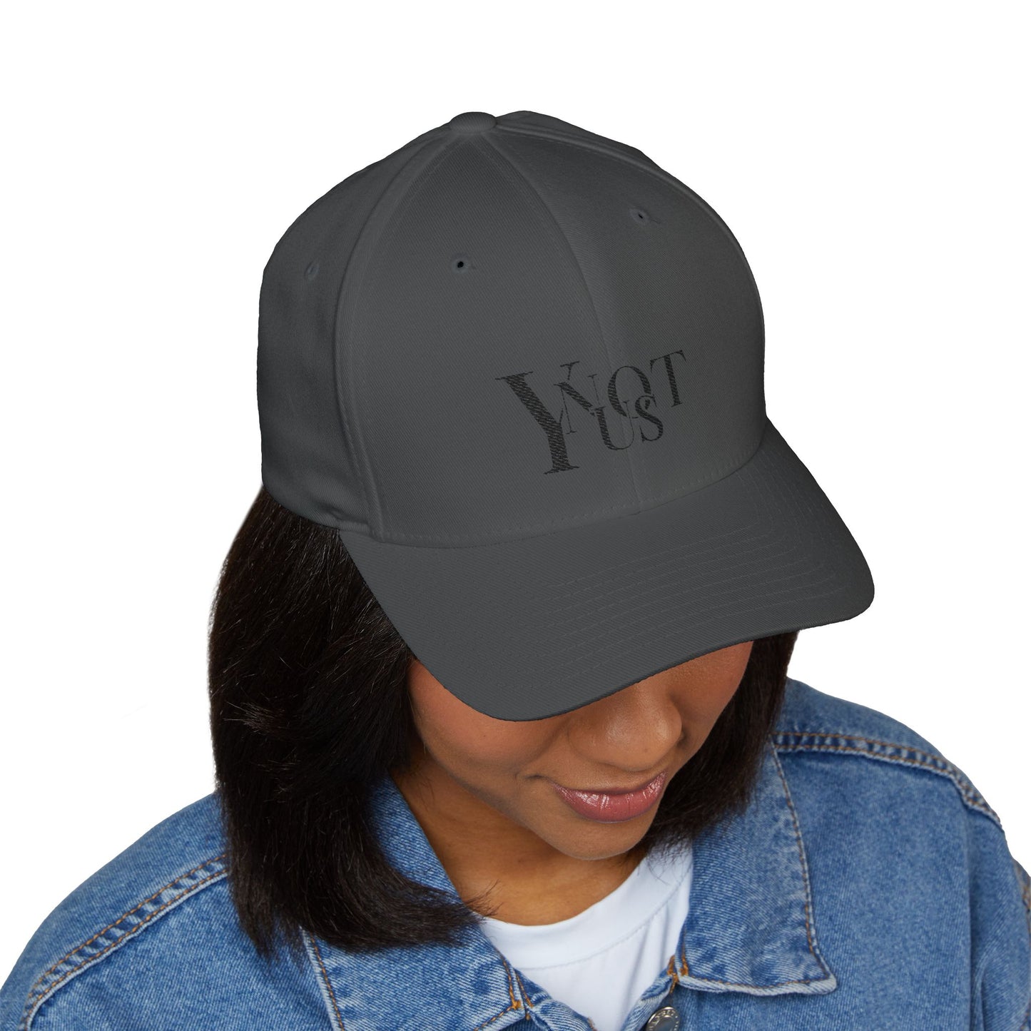 ESSENTIAL HAT