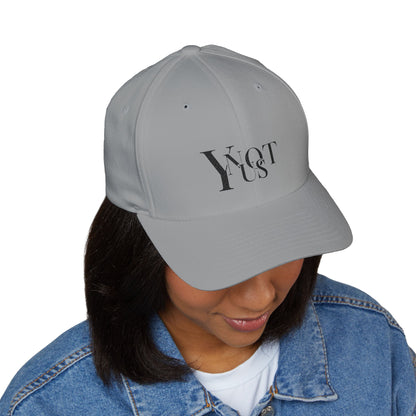 ESSENTIAL HAT